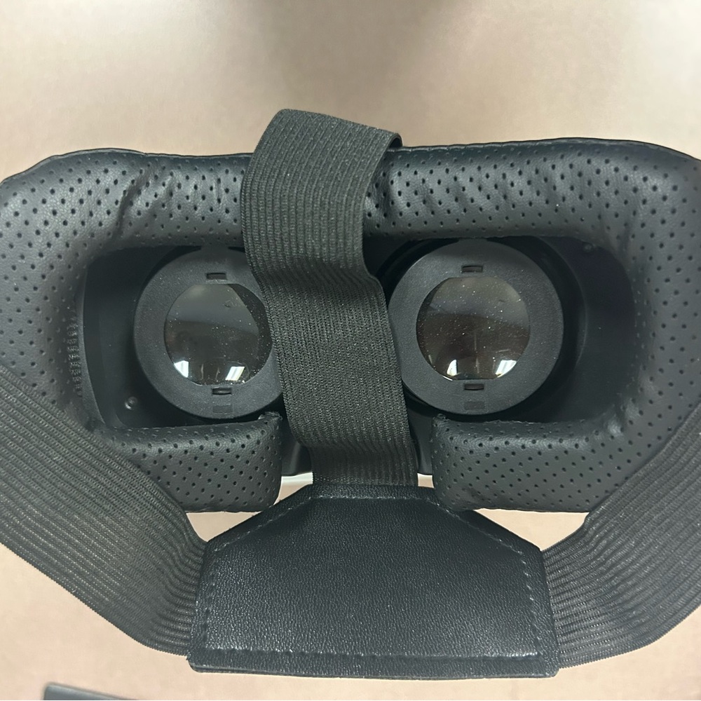 Vision VR headset - Picture 5 of 5